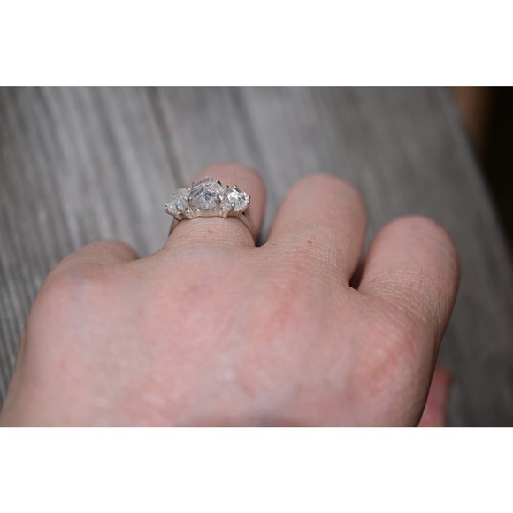 Raw Diamond Engagement Ring Rough Diamond Jewelry Natural and Uncut Diam… - Picture 6 of 6